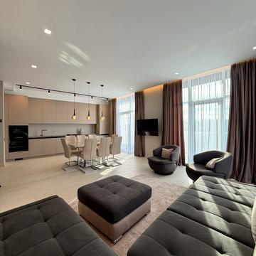 Вячеслава Чорновола просп. (), 16г