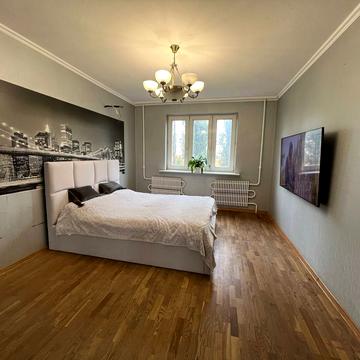 Кричевського вул., 40