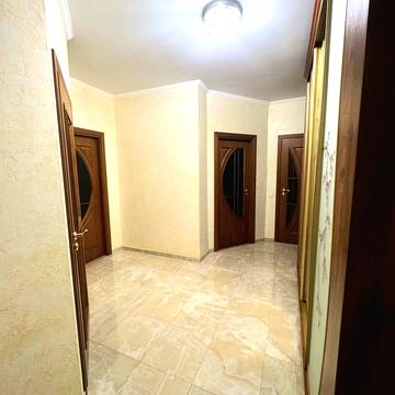 Плугова вул., 5