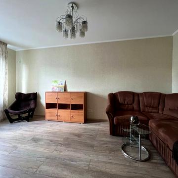 Бориса Гмирі вул., 20