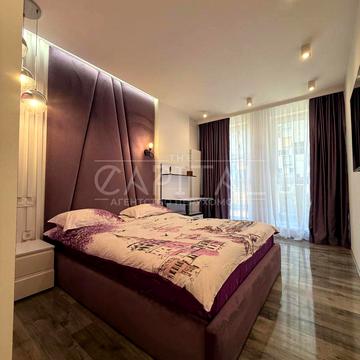 Антоновича вул. (Горького), 74