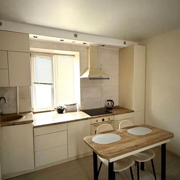 Святослава Хороброго вул., 14