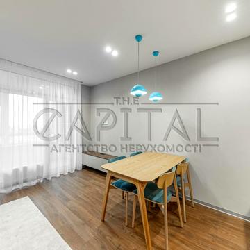 Салютна вул., 2к18