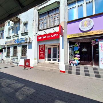 Металургів просп., 20