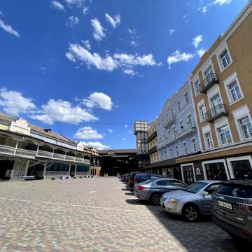 Святого Миколая вул. (Артема), 6