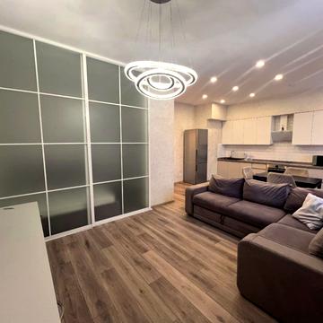 Джона Маккейна вул. (Івана Кудрі), 26