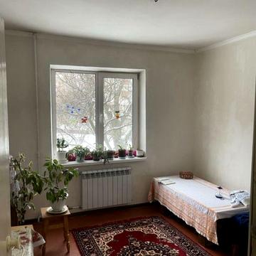 Докії Гуменної вул. (Юрія Смолича), 4