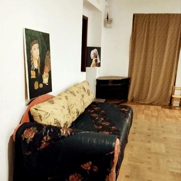 Ірини Вільде вул. (), 9