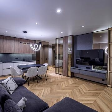 Ужгородський пров., 4/1