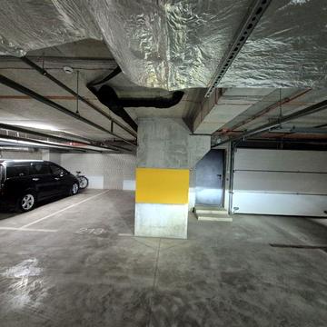 Короленка вул., 2к