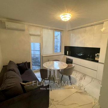 Степана Рудницького вул. (Академіка Вільямса), 3/7