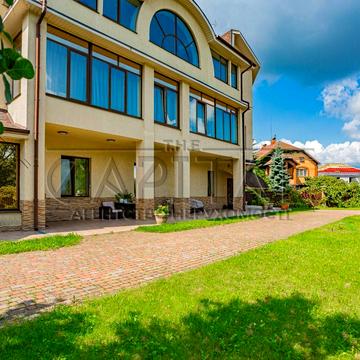 Богатирська вул.