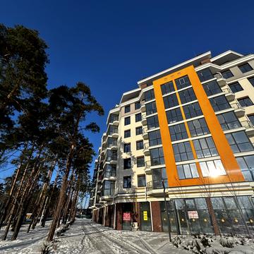 Центральна вул. (Чапаєва), 1-Б