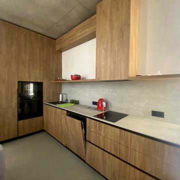 Загорська вул., 51-Б