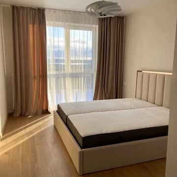 Роксоляни вул., 12