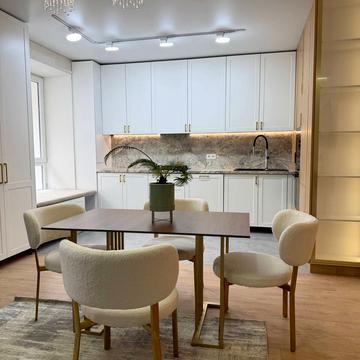 Приозерна вул., 32