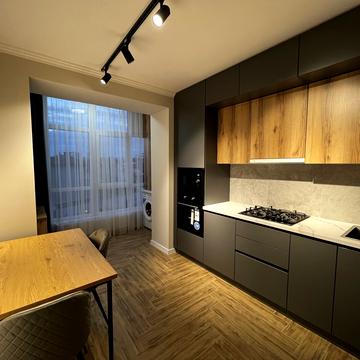 Височана вул., (Будинок 7)