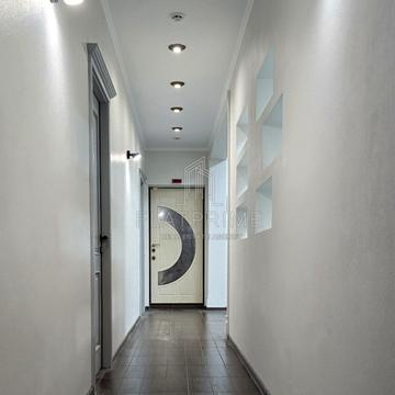 Михайлівська вул., 20-Б