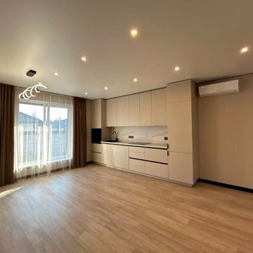 Бориса Лятошинського вул. (1 Травня)