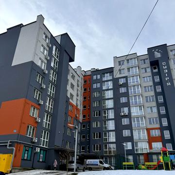 Героїв Майдану вул. (Червоноармійська), 192