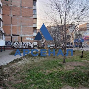 Автозаводська вул., 40