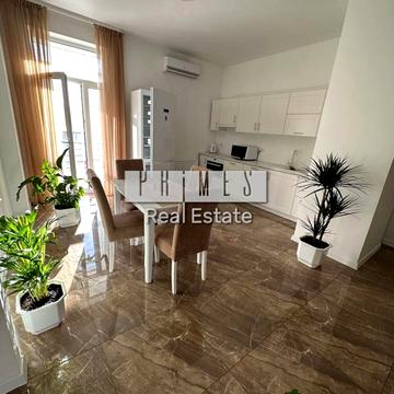 Саперне Поле вул., 12