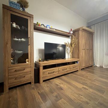 Бернарда Меретина вул., 8