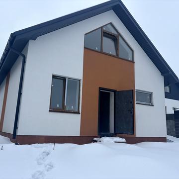 Європейська вул., 35