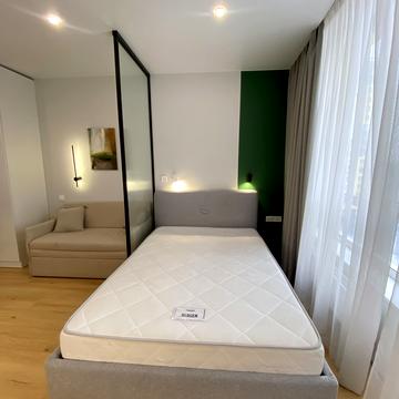 Кадетський Гай вул., 10