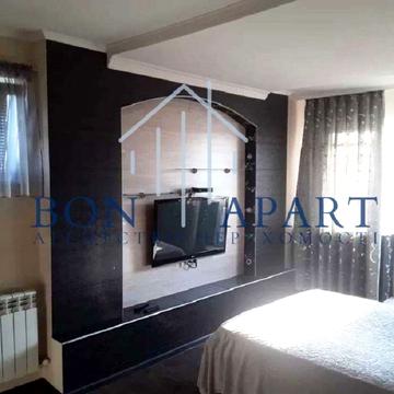 Васильківська вул., 21/18