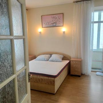 Київська вул., 35