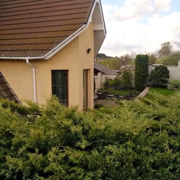 Короленка вул., 45