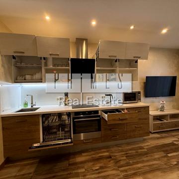 Джона Маккейна вул. (Івана Кудрі), 7