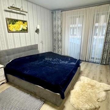 Набережно-Рибальська дорога вул., 9