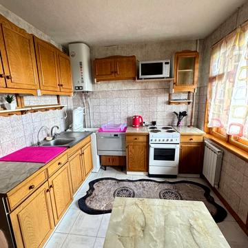 Ризька вул., 18