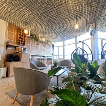 Саксаганського вул., 121