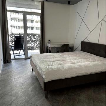 Вячеслава Чорновола просп. (), 16ж