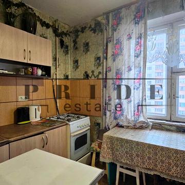 Райдужна вул., 39