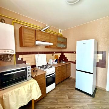 Боголюбова вул., 6