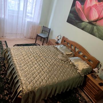 Дмитра Іванова вул., 4