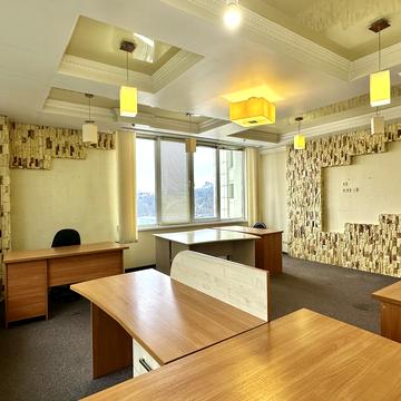 Антоновича вул. (Горького), 172