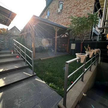 Ольгерда Бочковського вул., 4