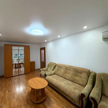 Олеся Гончара вул., 7