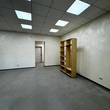 Лесі Українки просп., 10