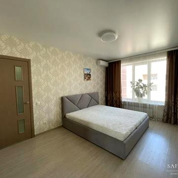 Лесі Українки бульв., 18-Б