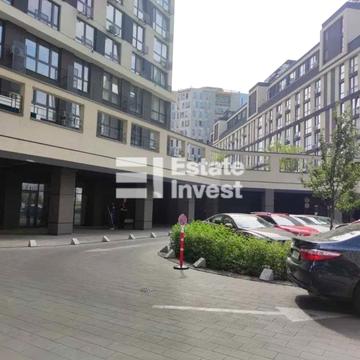 Зарічна вул., 6