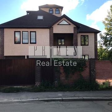 Нечуя-Левицького вул., 17