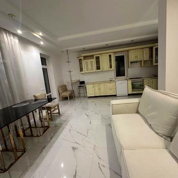 Загірна вул., 1в