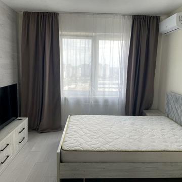 Бориса Гмирі вул., 10/40