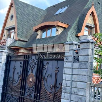 Богатирська вул., 30а